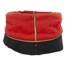 WWI French Administration Officer's kepi, 1914, the body in red wool with gilt piping and bullion wire woven star the front