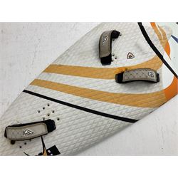 Windsurfing: Fanatic Skate 100 Freestyle windsurfing board, with Fanatic footstraps, L240cm