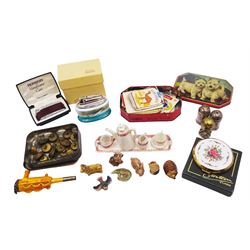 Minton table lighter decorated with a leaping salmon, signed T.Lee, with Ronson lighter mechanism, boxed, together with a Ronson Varaflame lighter, Stratton compact mirror, collection of Wade whimsies and a miniature Gemma teaset