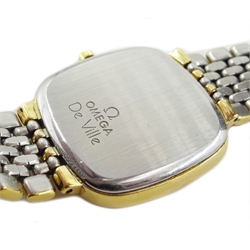  Omega De Ville gentleman's stainless steel quartz bracelet wristwatch, with date aperture  