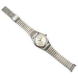 Universal Geneve Polerouter gentleman's stainless steel 28 jewel automatic microtor wristwatch design by Gerald Genta, Cal. 215, Ref. 203557-2, serial No. 1942611, on stainless steel strap