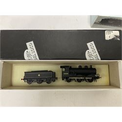 ‘00’ gauge - two kit built steam locomotive and tenders comprising Class 0395 Jumbos 0-6-0 no.30566 finished in BR black; Class C2X Large Vulcans 0-6-0 no.32434 finished in BR black; both with DJH Models boxes (2) 