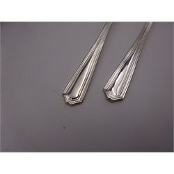 Modern silver Chester pattern flatware for six place settings, comprising table knives, table forks, dessert knives, dessert forks, dessert spoons, soup spoons, teaspoons and two serving spoons, hallmarked United Cutlers Ltd, Sheffield 1998
