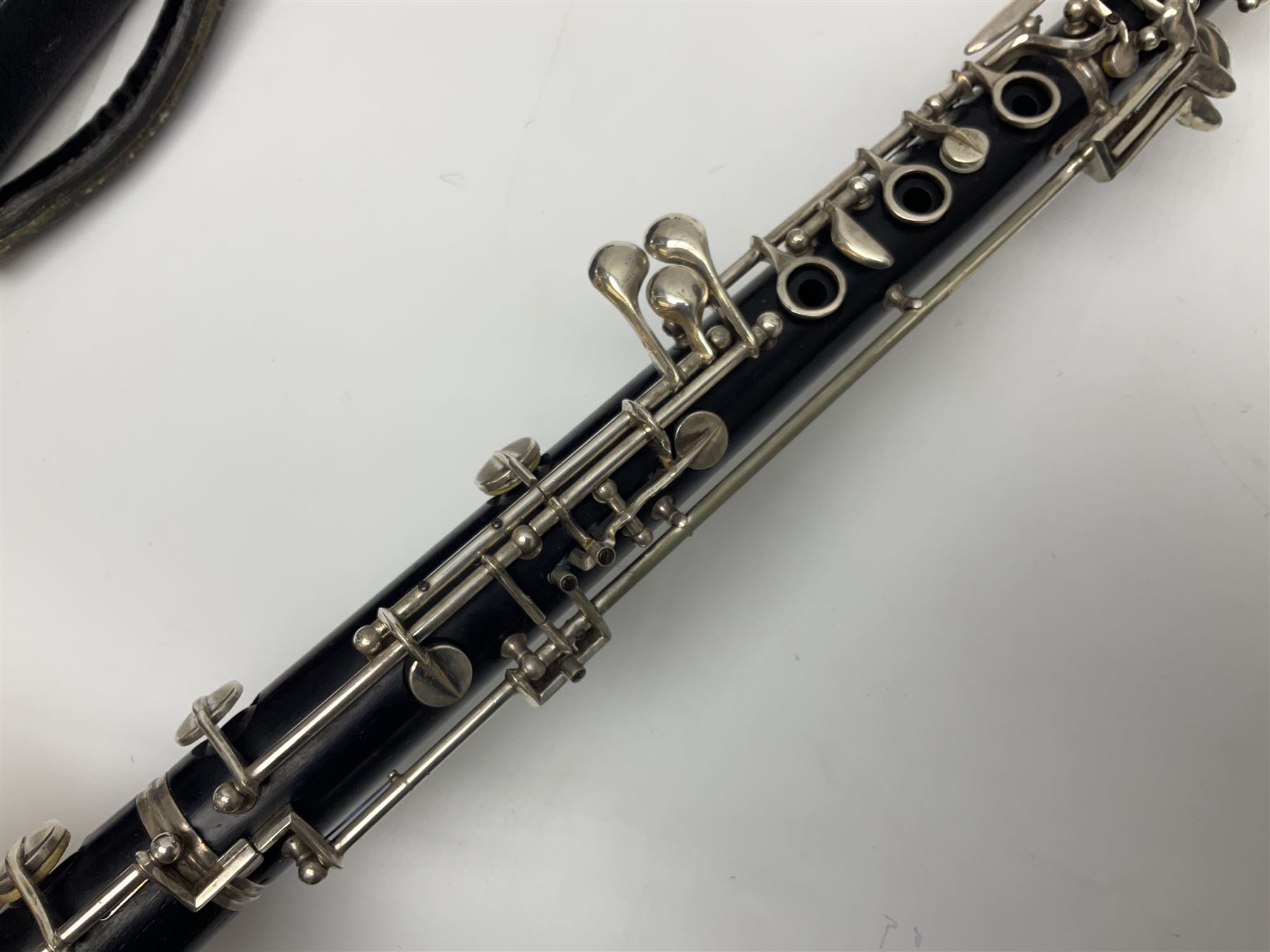 F. Buisson Dallas London oboe, serial no.5434; Boosey & Hawkes Lafleur clarinet, serial no.807004; and incomplete Boosey & Hawkes Regent clarinet, serial no.372169; each in fitted carrying case (3)