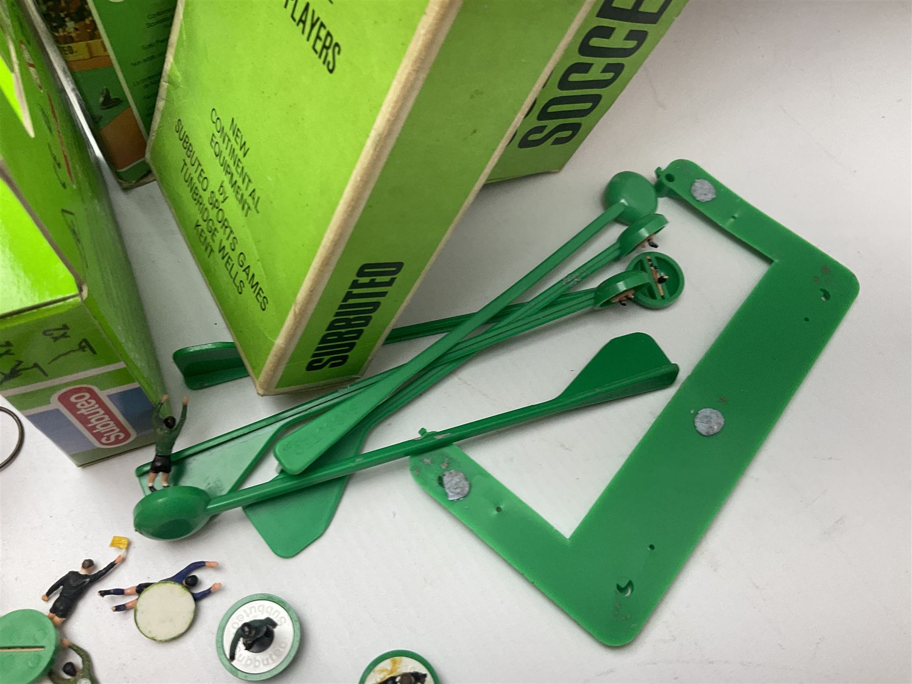 Subbuteo - Club Edition Gift Set, Scoreboard 61158, Outside Broadcast Unit 61208, TV Tower C110, part-set light weight team and further associated figures, accessories etc 
