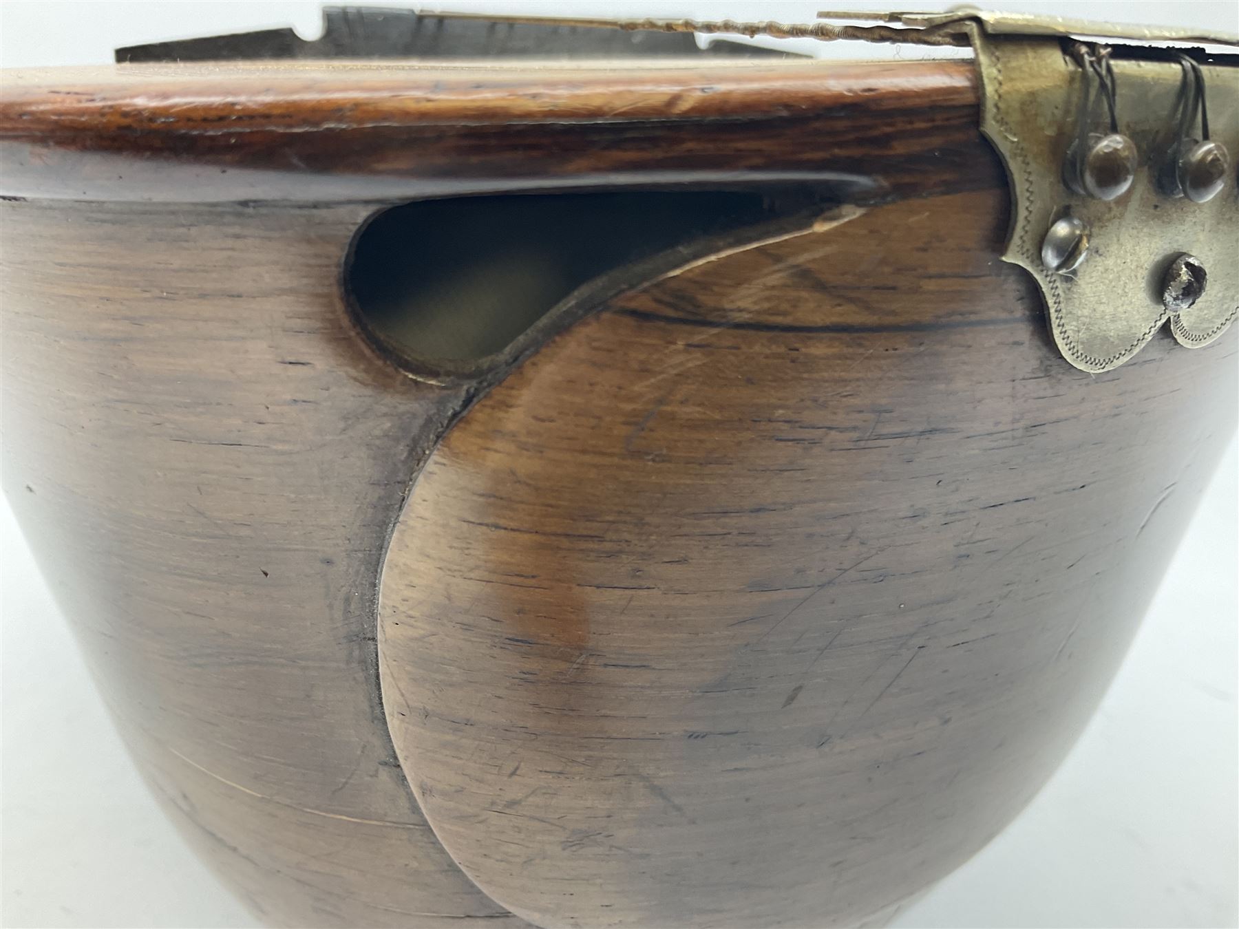 Italian mandolin, with foliate inlaid scratchplate, paper label inscribed 'Carlo Loveri & Figlio of Napoli', L62cm