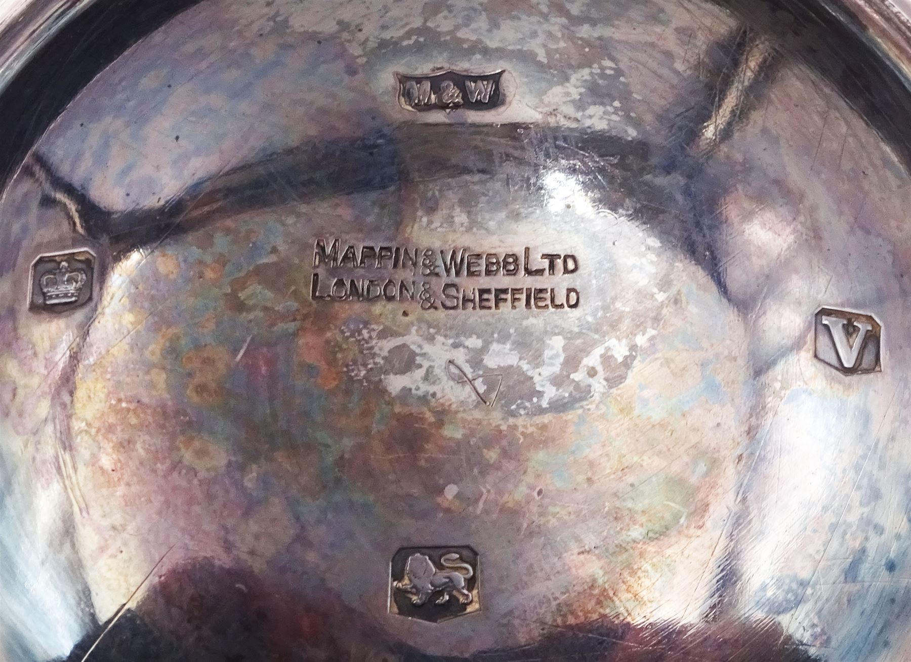 1930s silver tankard, of baluster form, with personalised engraving and C scroll handle, upon spreading circular foot, hallmarked Mappin & Webb Ltd, Sheffield 1938