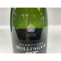Bollinger Millesime 2009 James Bond 007 Spectre champagne, housed in original black twist open presentation case, with tags and bag, 75cl, 12% vol