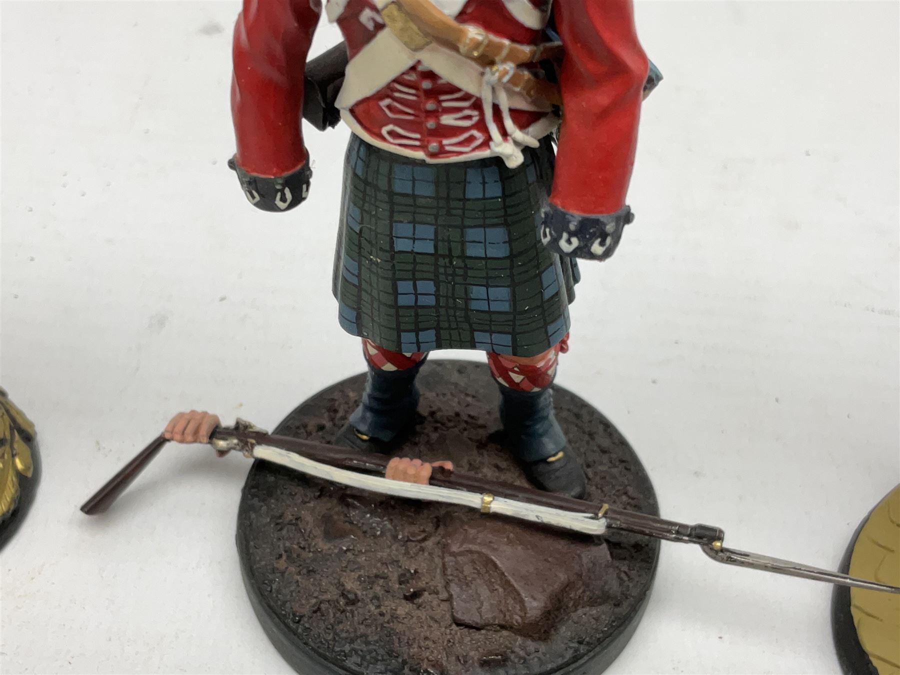 Ten various composition figures of French soldiers, possibly by Elastolin, H9cm; and eight lead figures of French soldiers; together with five modern metal figures of soldiers (23)