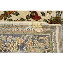 Kashan style rug, twin peacocks flanking a large decorative urn, motifs tree of life style, multiple borders with fine floral patterns 