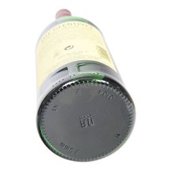 Bowmore Surf islay single malt scotch whisky, 1 litre, 40% vol together with  Auchentoshan Select lowland single malt scotch whisky, 1 liter, 40% vol Glenfiddich 15 year old single malt Scotch whisky 70cl 40% vol and Glenlivet 12 year old single malt scotch whisky, 1 liter 40% vol   