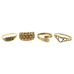 Four 9ct gold rings hallmarked 7gm