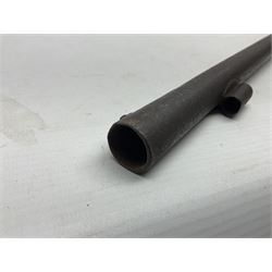 Early 19th century flintlock single barrel sporting gun by Johnston, approximately 14-bore, with 94cm(37