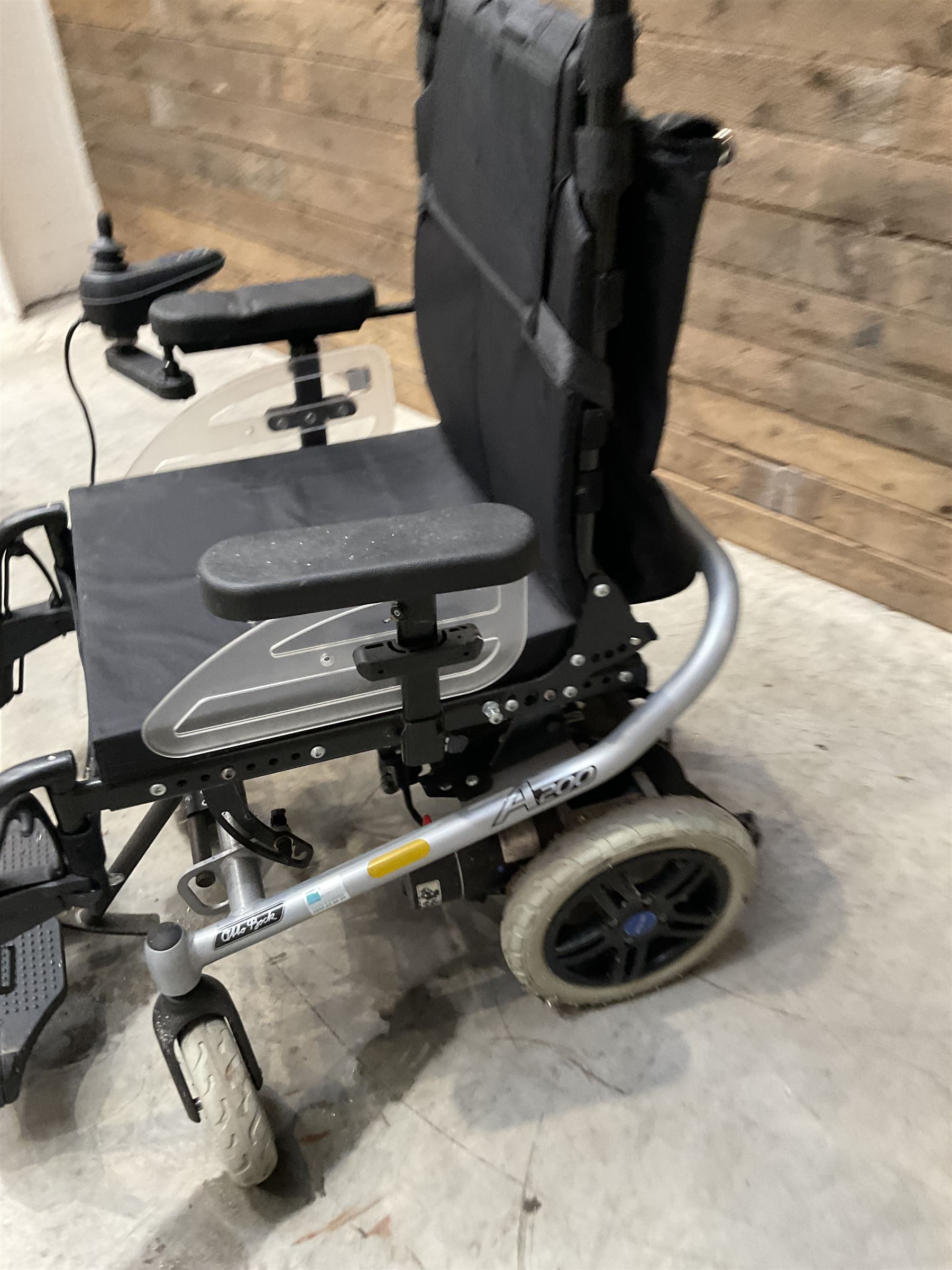 A200 Offobock power wheel chair