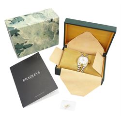 Rolex Oyster Perpetual Datejust gentleman's gold and stainless steel automatic wristwatch, circa 1987, Ref. 16253, serial No. 9871038, white dial with Roman numeral hour markers and date aperture, on gold and stainless steel Jubilee bracelet, with fold-over clasp