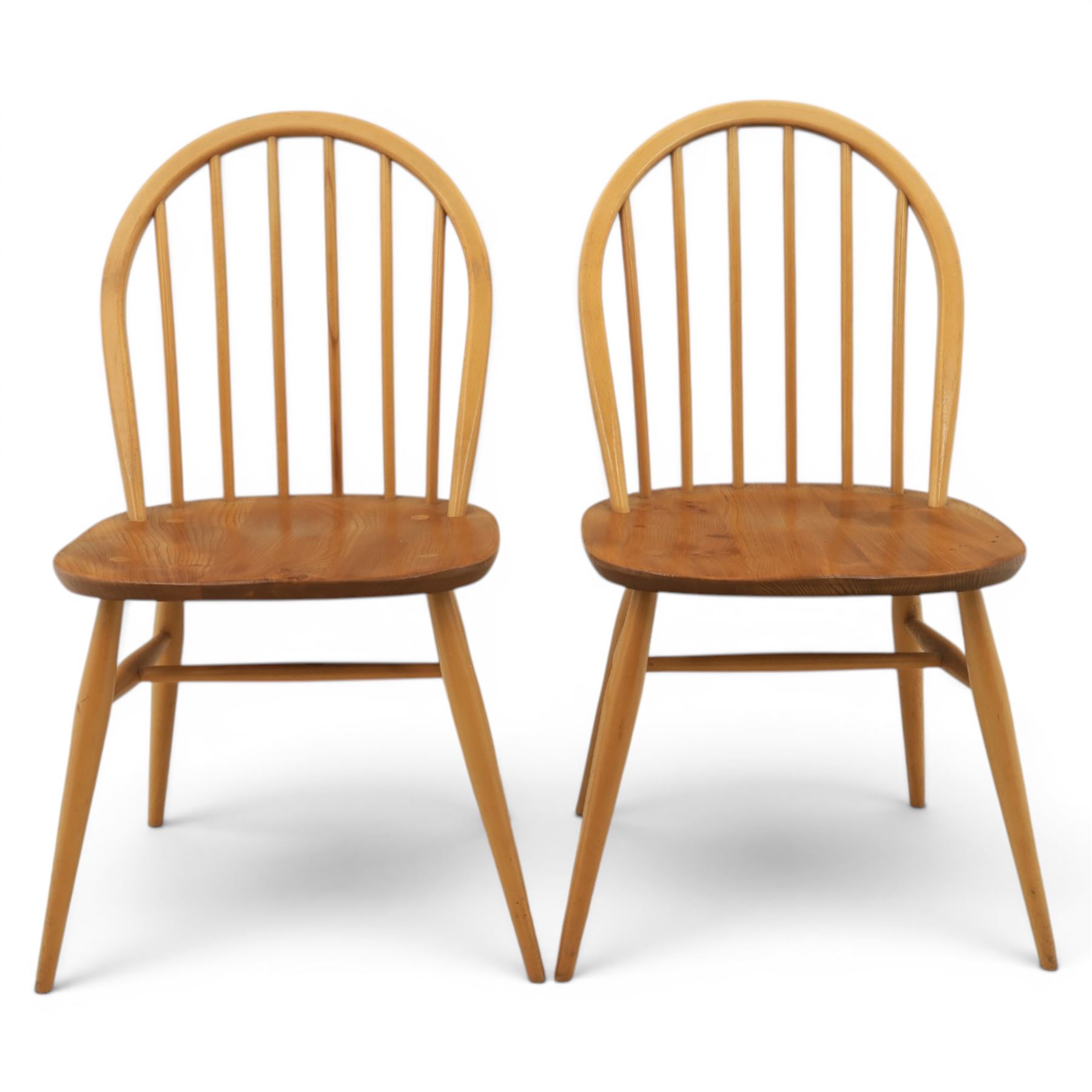 Ercol - set of four light elm chairs, comprising two 'Quakers' and two 'Windsor' chairs