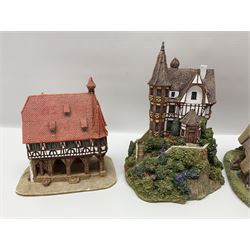 Sixteen Lilliput Lane models from the European collections, to include Dutch Collection; Aan de Amstel, Wipmolen, French Collection; Cabane De Guardian La, Porte Sachoenenberg La, German Collection Alte Schmiede, Das Rathaus, etc some with original boxes and deeds 