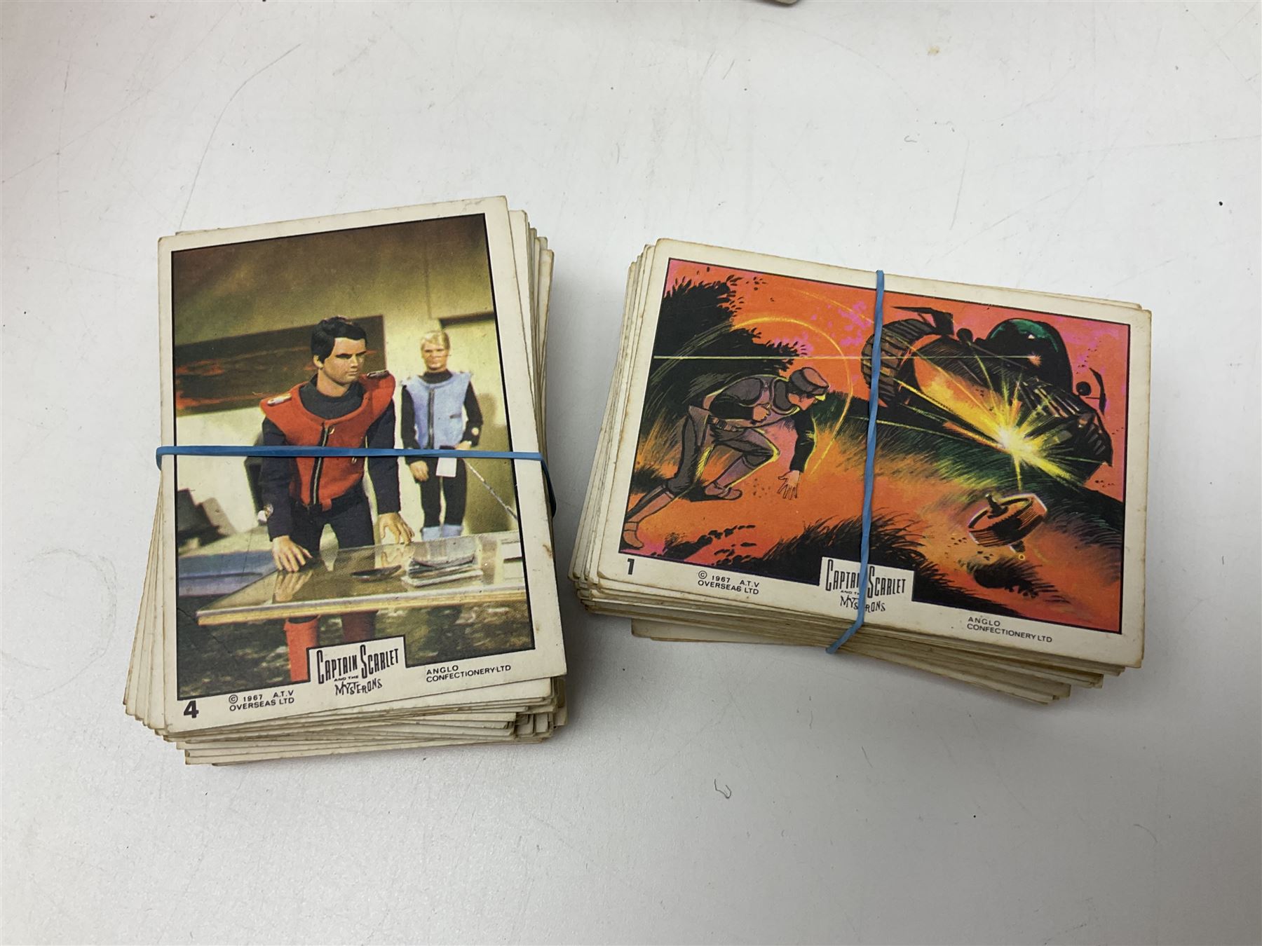 Complete set of Captain Scarlet 1967 Bubblegum cards, with incomplete set missing nos 1-3, with a small amount of books etc