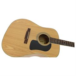 Washburn D11 acoustic guitar, serial no. 97040026, in soft case guitar L105cm