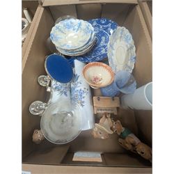 Royal Stafford part tea service, transfer printed Chinese blue and white plate, Pendelphin figures, Kundo clock, etc in three boxes