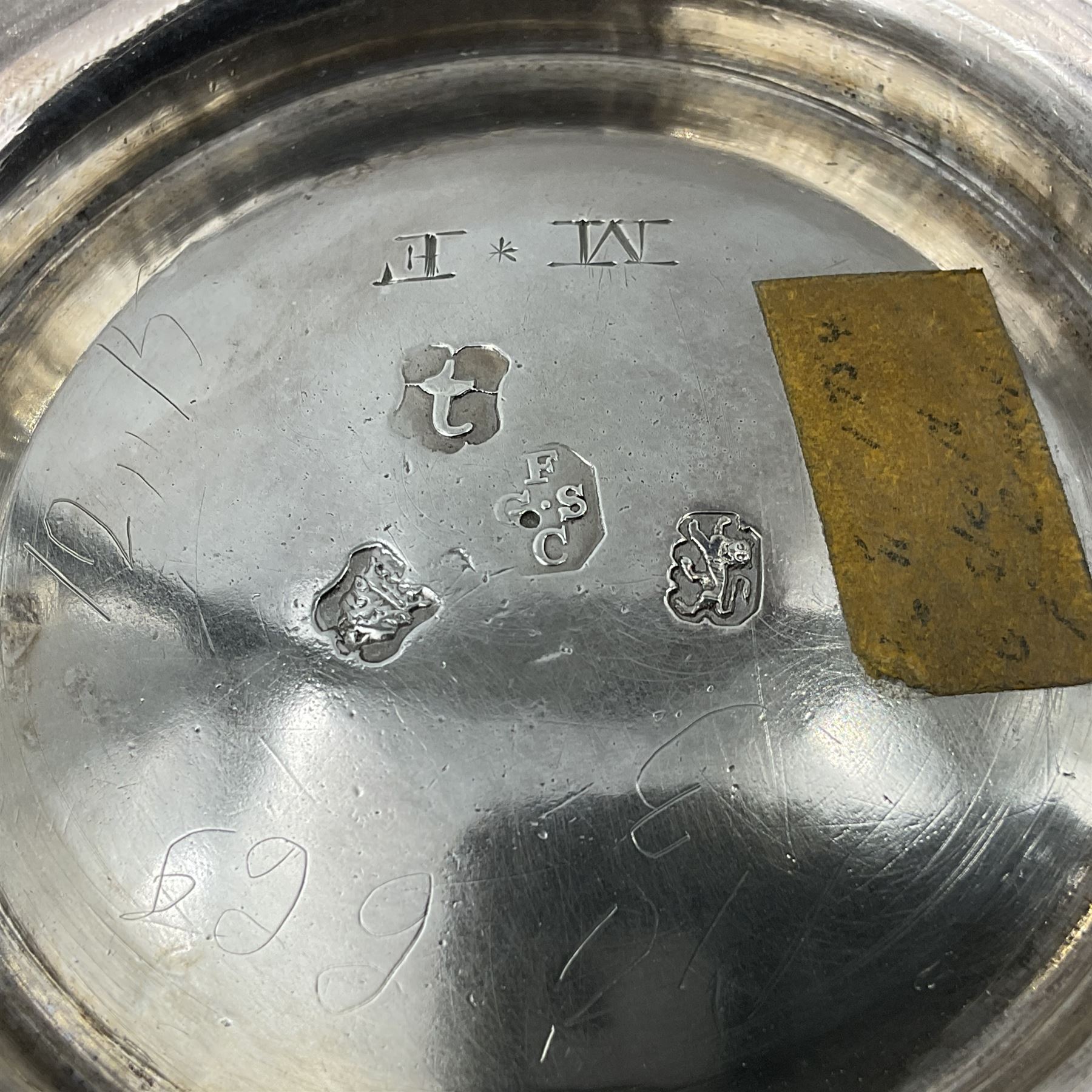 George II silver tankard, of waisted baluster form with acanthus capped C scroll handle, the body engraved with a lion rampant, upon a circular spreading foot, hallmarked Gabriel Sleath & Francis Crump, London 1754, H13cm