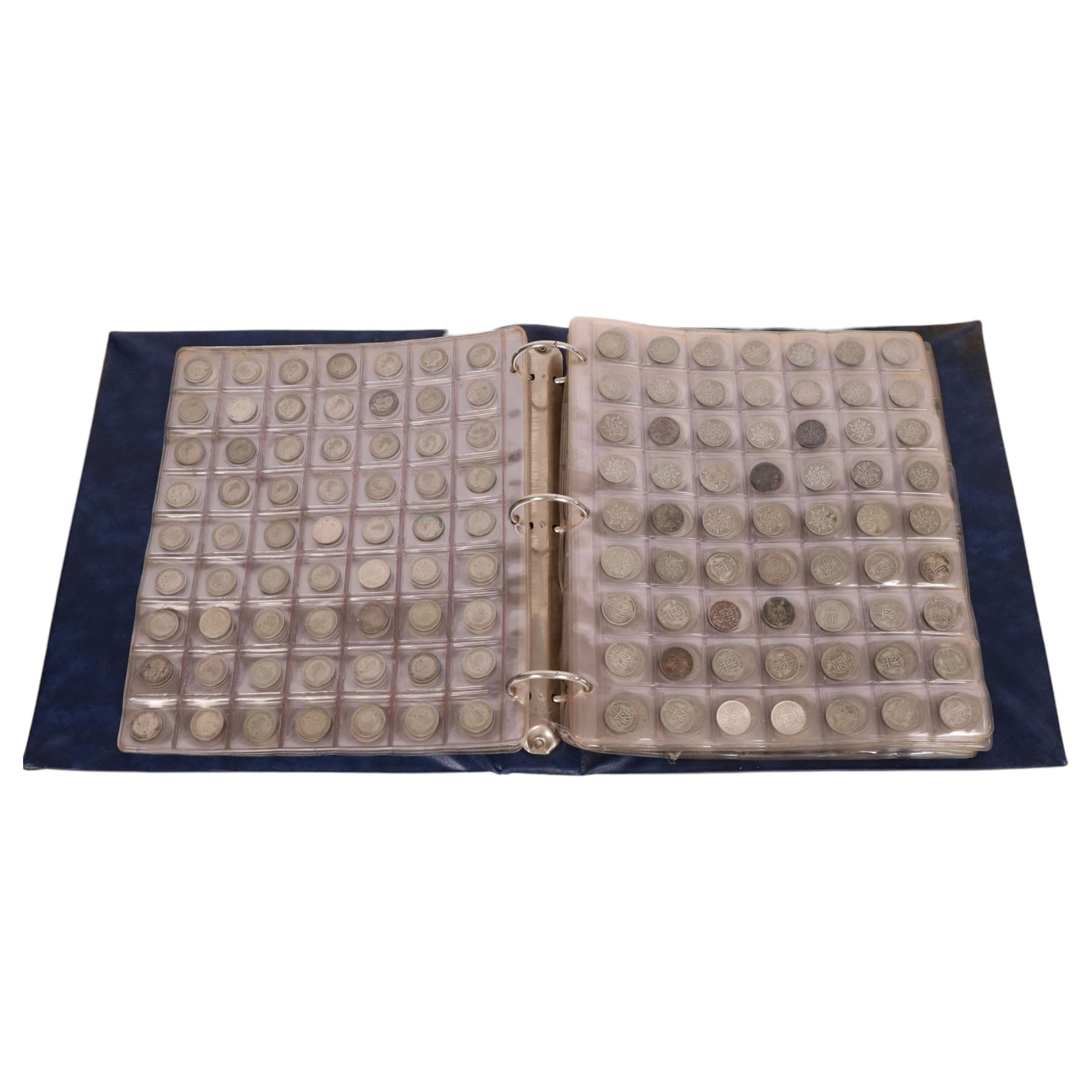 Great British pre-1920 and pre-1947 silver coins, including six pre-1920 and seventy-two pre-1947 half crowns, eight pre-1920 and forty-seven pre-1947 florins, nineteen pre-1920 and approximately one hundred pre-1947 shillings, etc, housed in a blue ring binder folder
