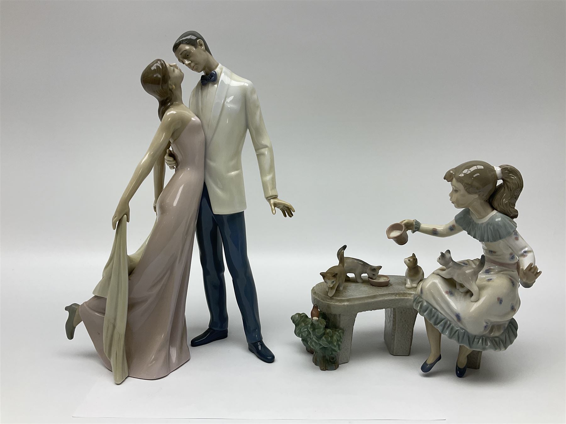 Two Lladro figure groups, Happy Anniversary no 6475 and Meal Time no 6109, largest H32cm