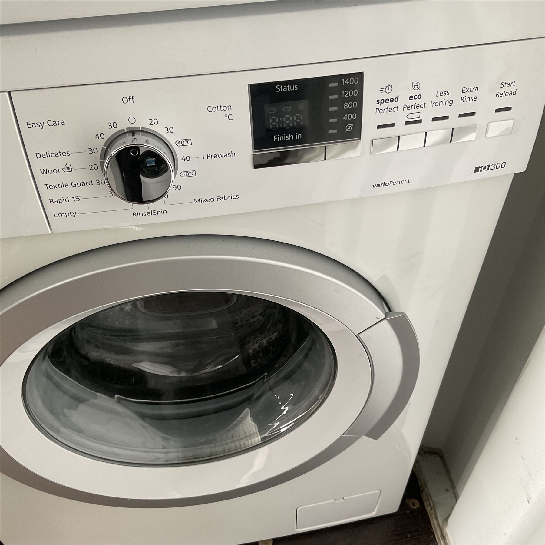 Siemens WM14Q360GB VarioPerfect iQ300 Washing Machine  - THIS LOT IS TO BE COLLECTED BY APPOINTMENT FROM DUGGLEBY STORAGE, GREAT HILL, EASTFIELD, SCARBOROUGH, YO11 3TX