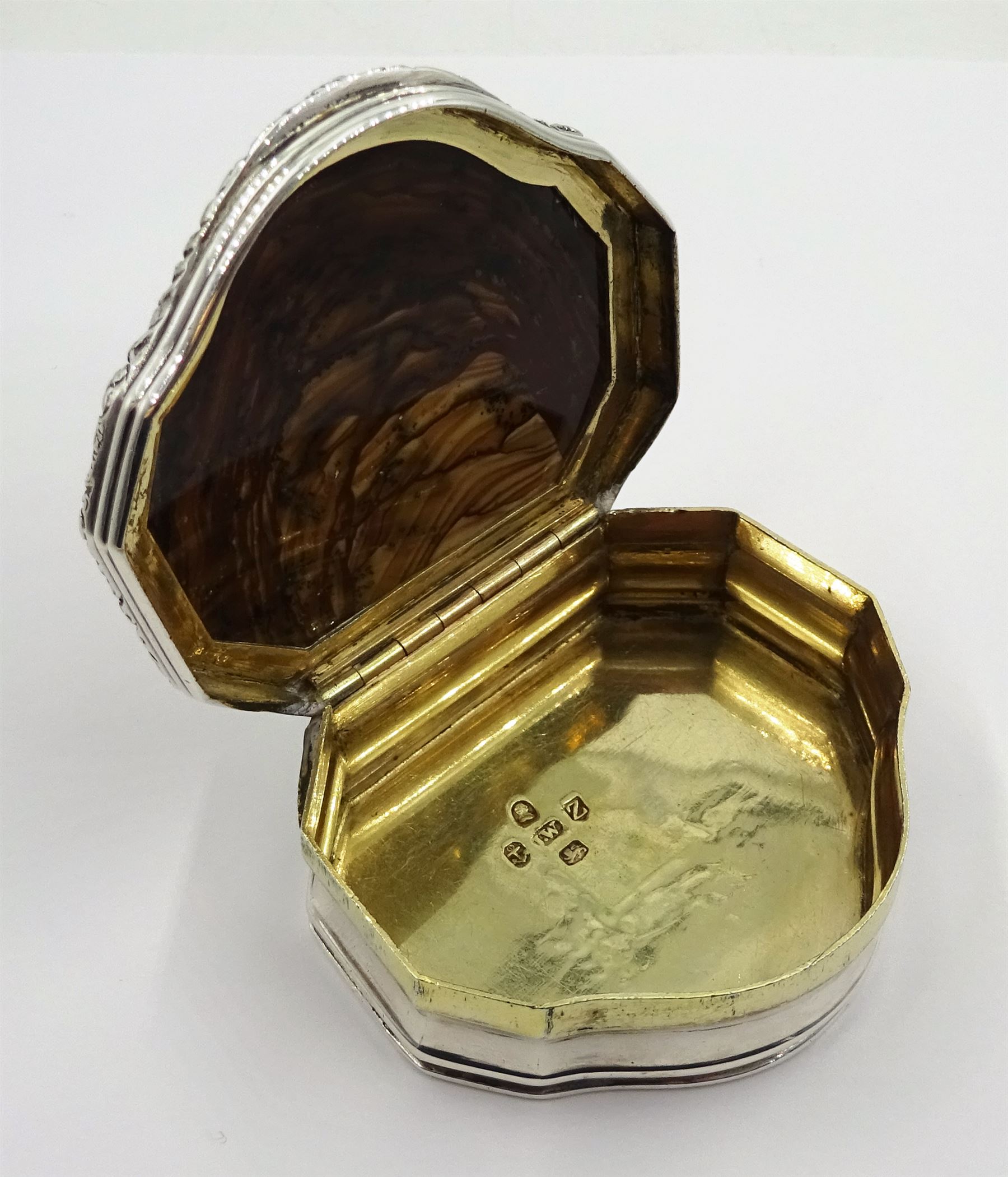 George III silver and agate snuff box, the base, engraved floral border and engine turned base with engraved monogram by Joseph Willmore, Birmingham 1797