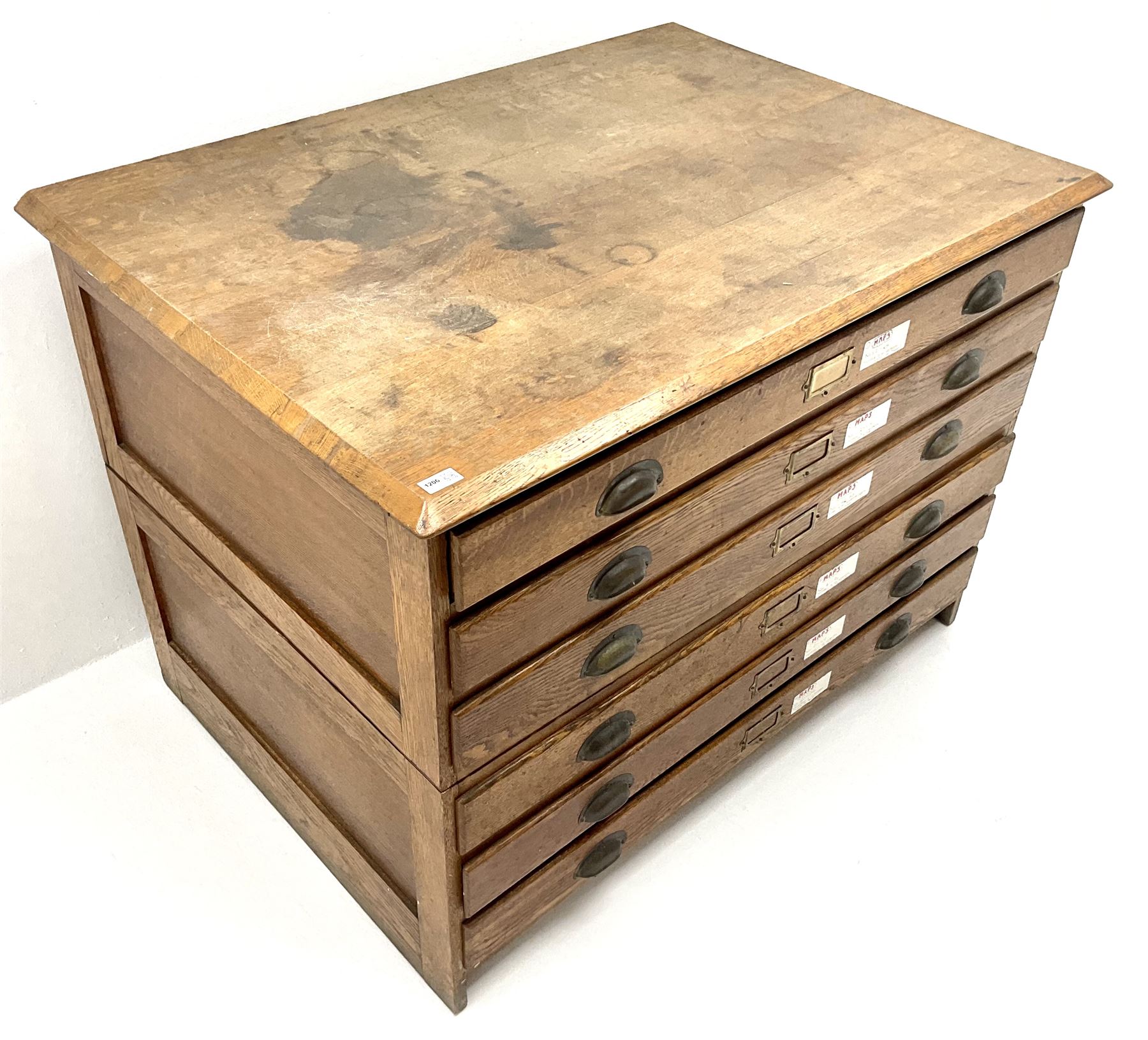 Early 20th century oak plan chest, six drawers