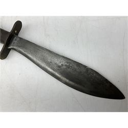 US Model 1910/17  Machine Gunners Bolo knife, the 26.5cm curving steel blade marked 'US MOD 1917 PLUME PHILA 1918'; in webbing covered steel scabbard with leather chape marked 'Brauer Bros 1918' L40.5cm overall (with photocopy of modern reference material)