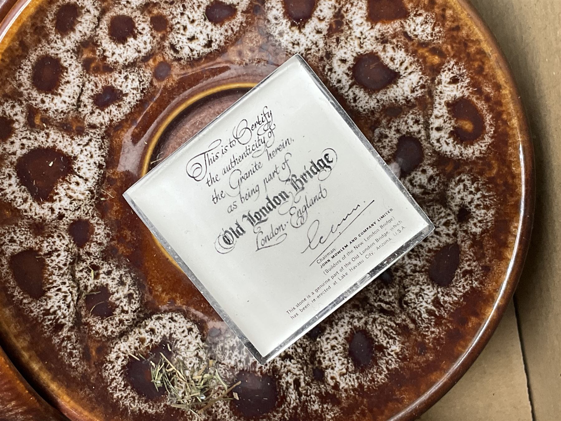 Quantity of ceramics to include Kernewek Cornwall tea wares, pair of Royal Doulton Islamic series plates, sage green Wedgwood Jasperware, Coclough tea wares, glassware etc in two boxes