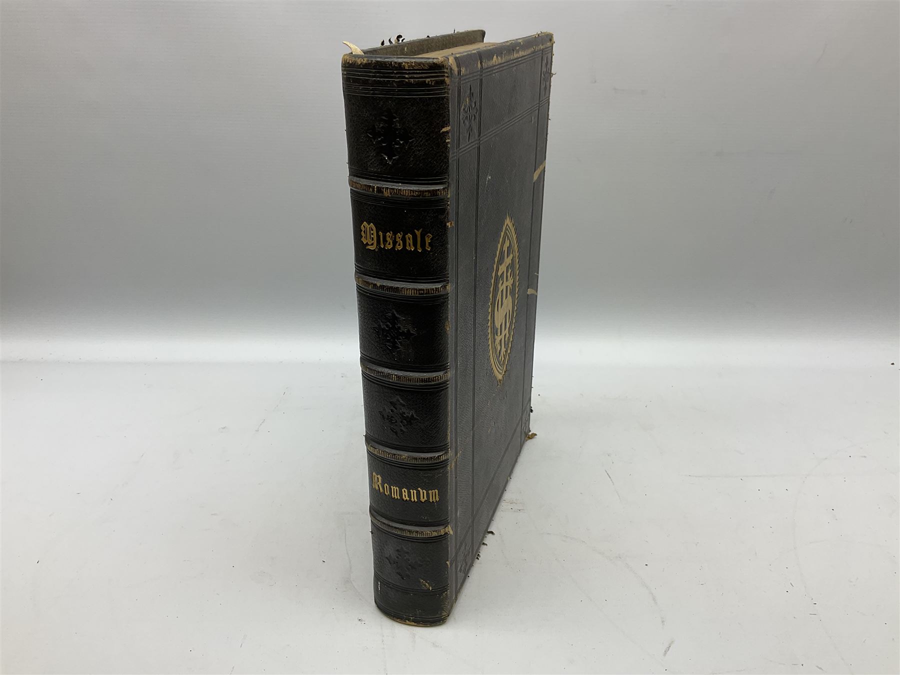 Six 19th century leather bound books of music comprising Graduale Juxta Missale Romanum and Antiphonarium Romanum. Both 1828 Divione; Graduel Romain and Psautier Romain. Both 1859 Digne/Paris; Graduel Romain. 1872 Marseille; and Missale Romanum. 1853 Mechliniae (6)