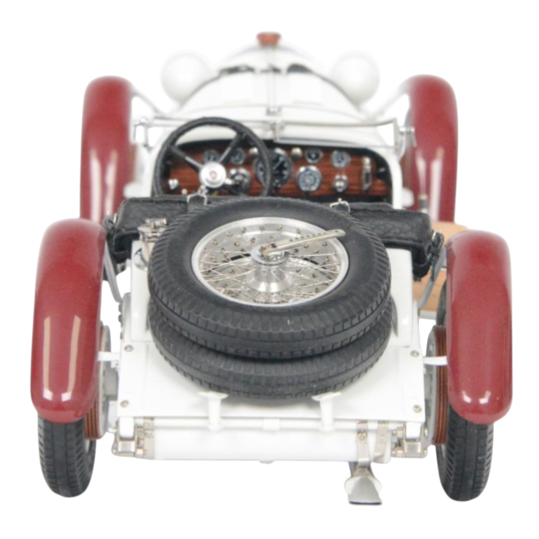Limited edition CMC 1:18 scale diecast model car no.M055 Mercedes Benz SSKL Sieger bei der Mille Miglia 1931 racing no. 87 in white and red, boxed
