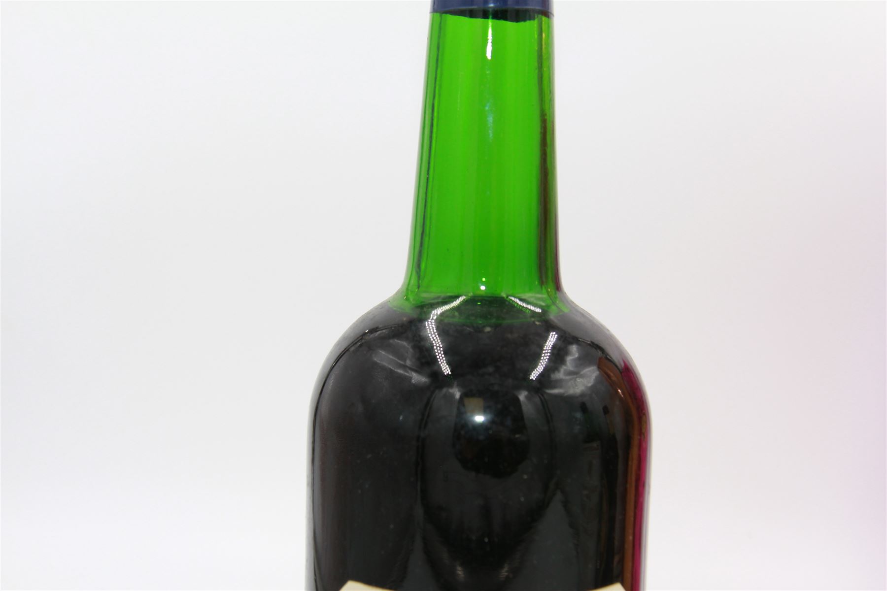 Mixed alcohol, comprising, three bottles of Harveys Bristol Cream Sherry, Harveys Bristol Milk Sherry, Croft very old pale cream sherry and Taylor's Trident port, various contents and proof  (6)