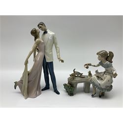 Two Lladro figure groups, Happy Anniversary no 6475 and Meal Time no 6109, largest H32cm