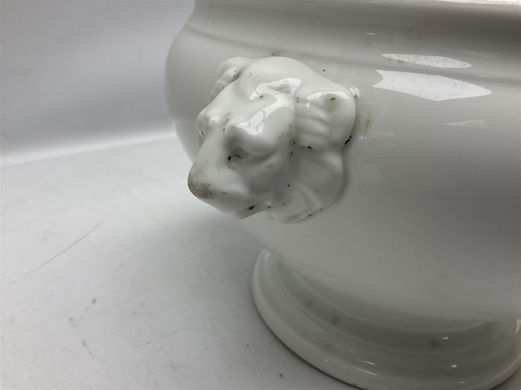 Thun WW2 German Luftwaffe officer's mess plain white glazed soup tureen with lion mask handles, marked with the Luftwaffe eagle beneath and dated 1939 L31cm; together with Waffen 'SS' white glazed twin handled soup bowl, marked beneath Bauscher Weiden 1942 (2)