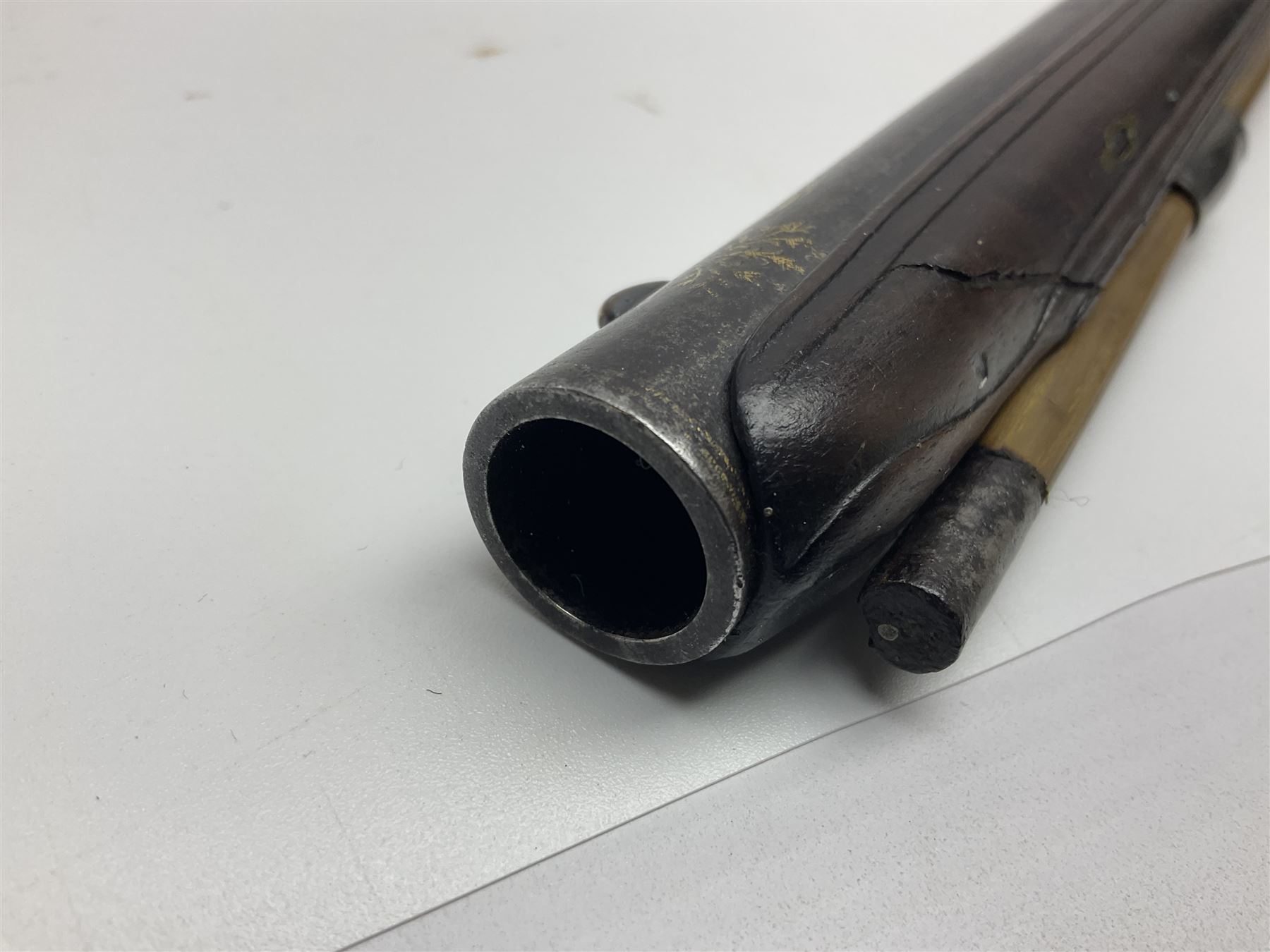 Very fine and extremely ornate high quality late 18th century French 16-bore flintlock sporting gun by J. Coignet Layne Paris, the 91.5cm(36