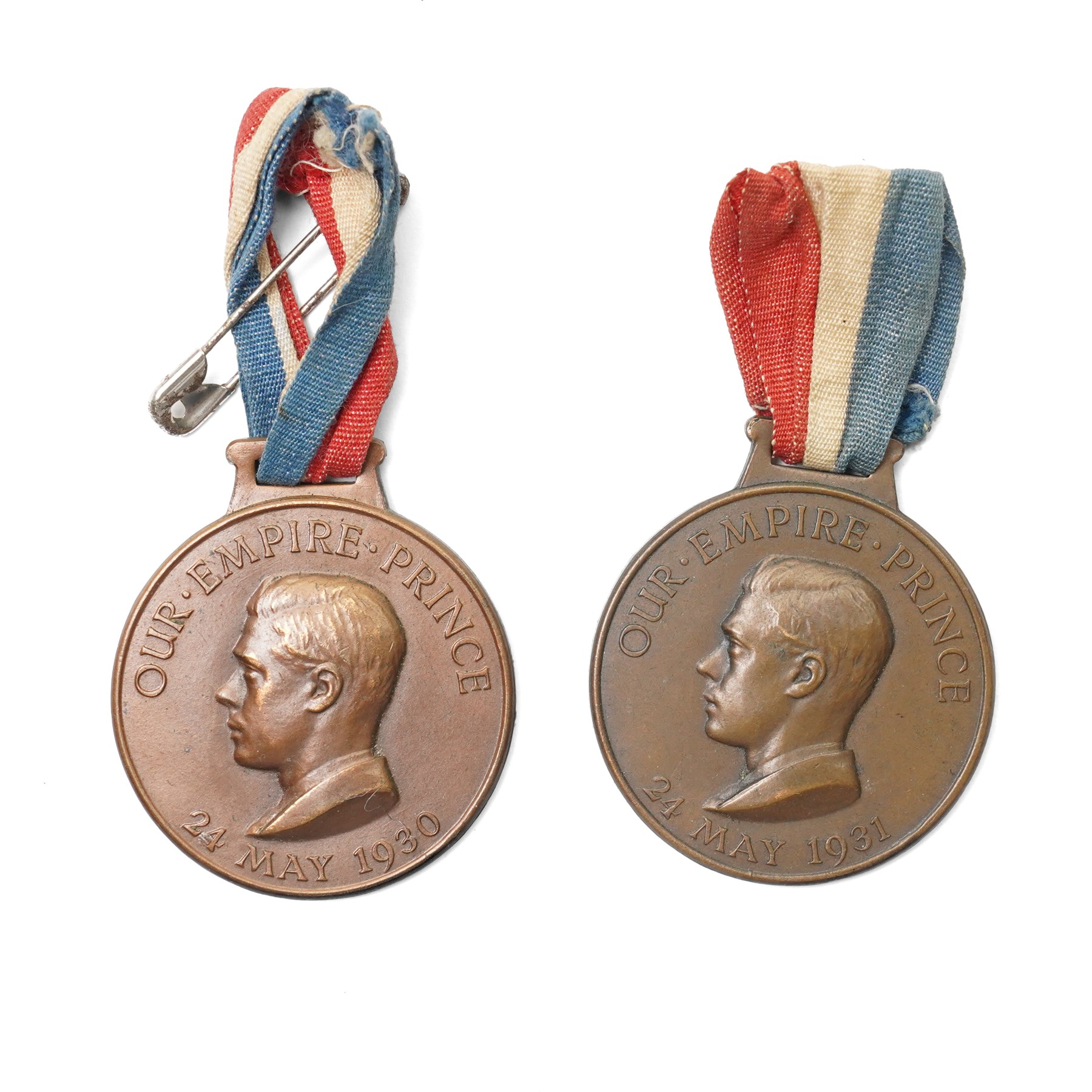 WWI British medal group, comprising War medal and Victory medal, awarded to 19187 Pte C.F.Markham. Linc. R together with war badge, another WWI war medal awarded to M2-099590 Pte W. Jolly A.S.C, and two Empire day medals  