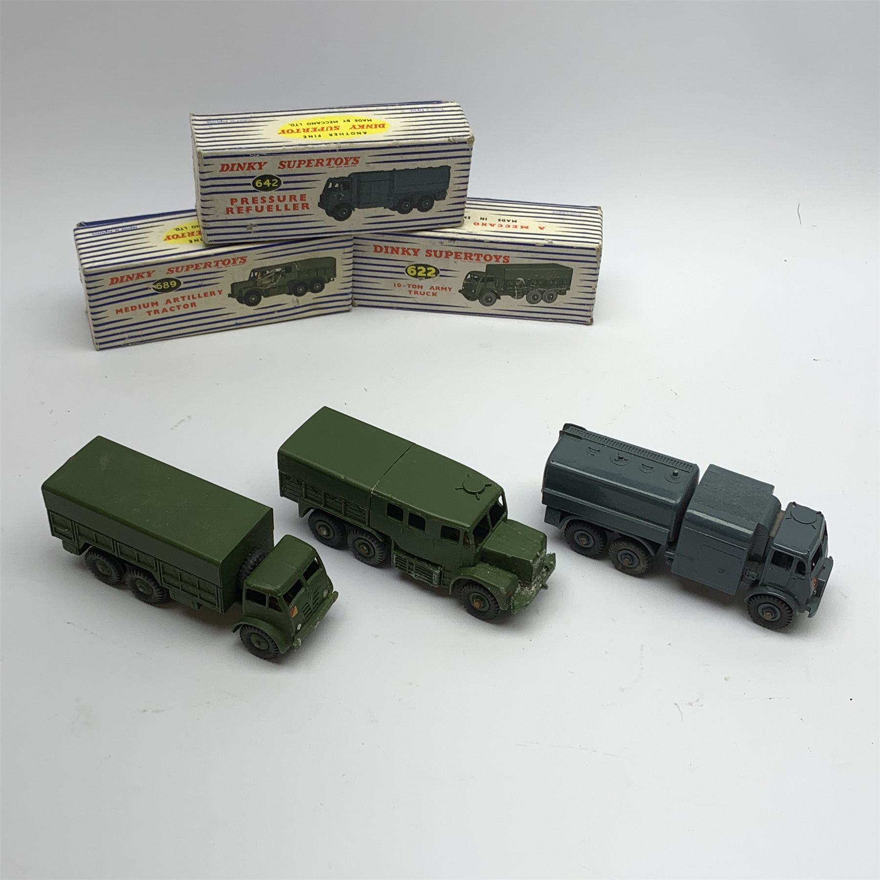 Dinky Supertoys - Pressure Refueller No.642, Medium Artillery Tractor No.689 and 10-Ton Army Lorry No.622, all boxed (3)