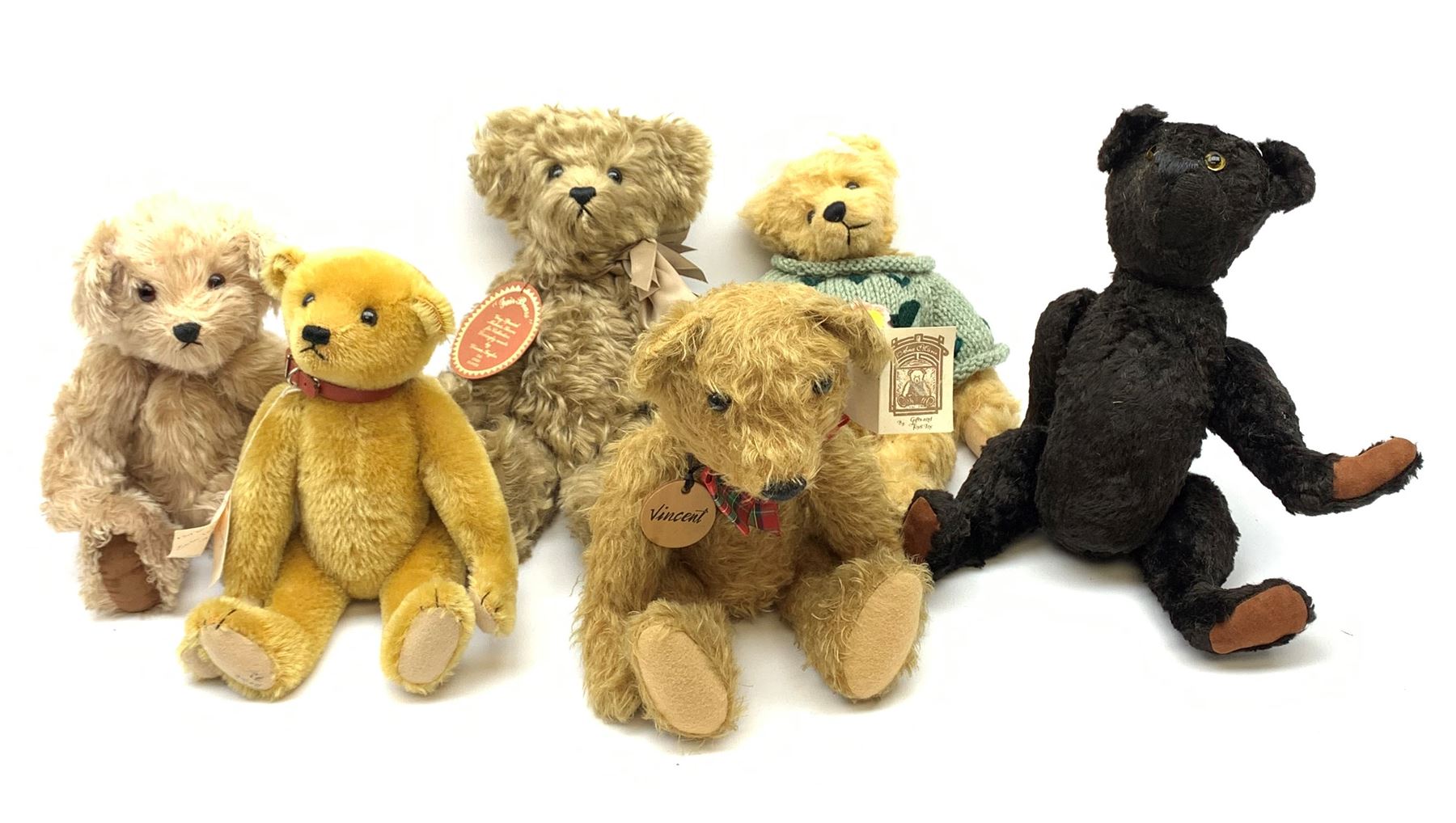 'Fudge' - handmade teddy bear by Diana Taylor of Fair Bears with named tag H14