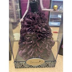 Disney Villains Designer Collection doll 'Ursula' , in original box and bag