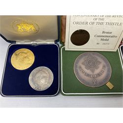 Quantity of commemorative medals and coins, to include cased Royal Mint 400th Anniversary of the Translation of the Bible to Welsh, Millennium 2000, 1970 World Cup Winston etc