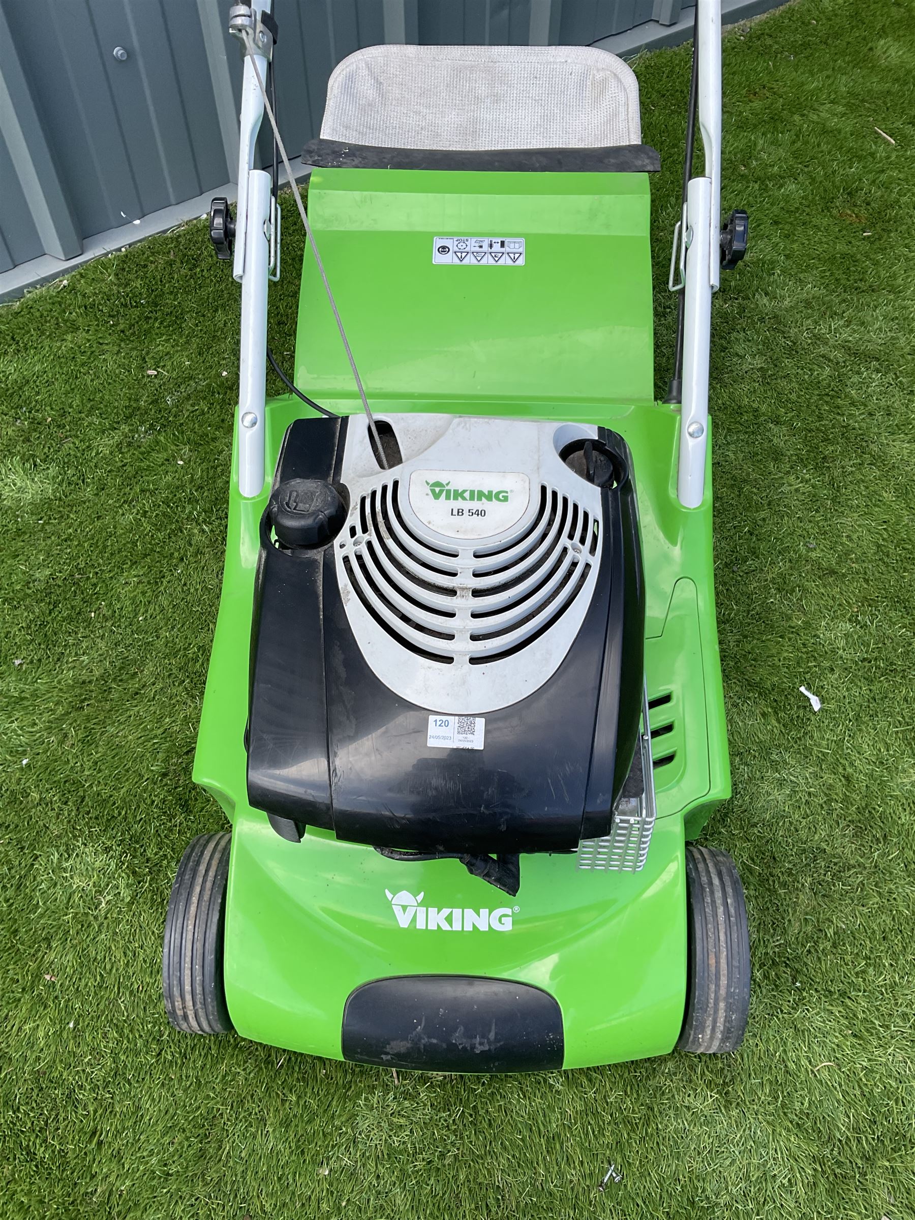 Viking LB5 petrol scarifier - THIS LOT IS TO BE COLLECTED BY APPOINTMENT FROM DUGGLEBY STORAGE, GREAT HILL, EASTFIELD, SCARBOROUGH, YO11 3TX