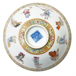Qianlong style gaiwan bowl and cover, decorated to cover with a poem, and to the bowl with various figures, apocryphal zhuanshu mark to base, H8cm 