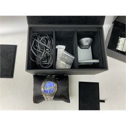 Quantity of gents watches, to include boxed Navigator watch with charger, Stainless Steel Breitling for Bentley motors chronograph watch, Seiko Sports 100, Sekonda, some with boxes etc