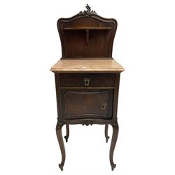 Late 19th to early 20th century walnut bedside pot cupboard, the shaped raised back with carved C-scroll pediment, pink variegated marble top, fitted with single drawer and cupboard, foliage carved cabriole supports with scroll carved terminals