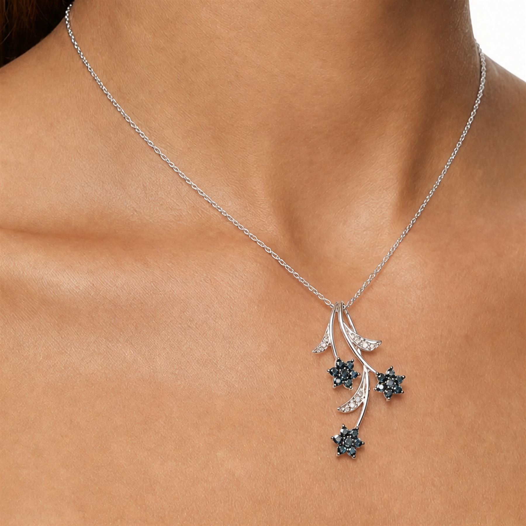 9ct white gold blue and white diamond flower pendant necklace, hallmarked
