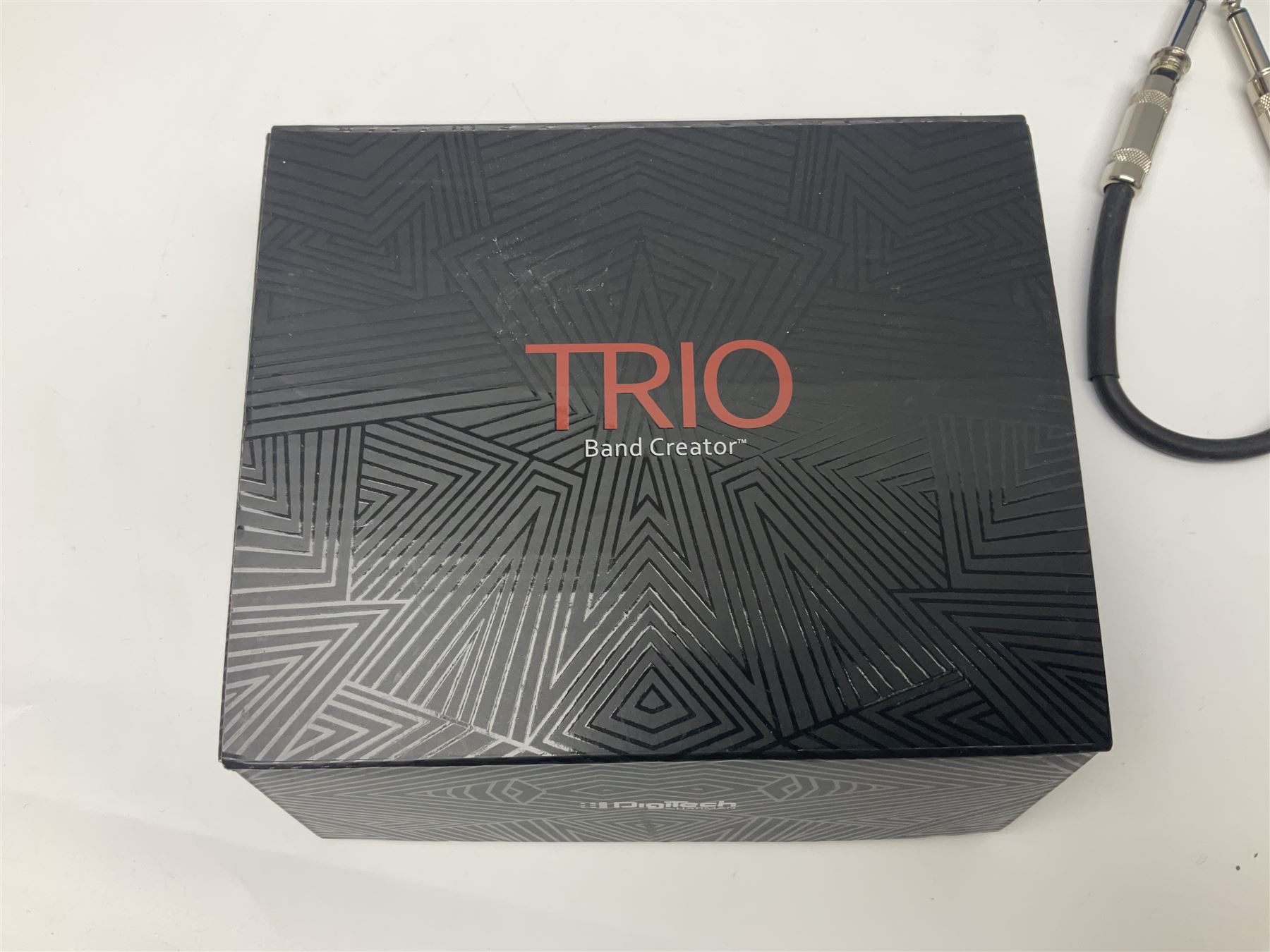 Harman DigiTech Trio Band Creator; boxed with power supply, lead and paperwork; and Pylepro PPDLAI guitar multi effects controller (2)