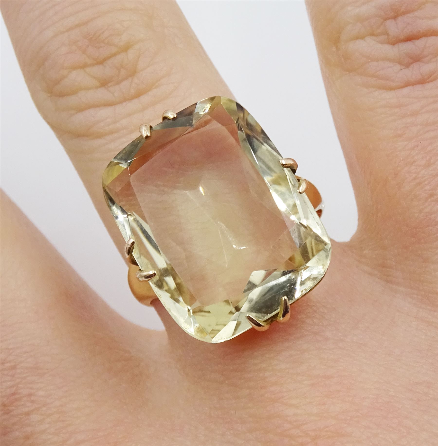 Early 20th century 9ct gold large single stone citrine ring, Birmingham 1930